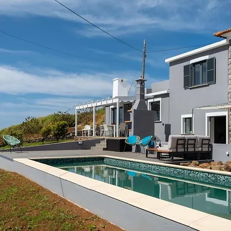 بيت ضيافة Guestready - Quiet House & Heated Pool W Sea View برازيريس