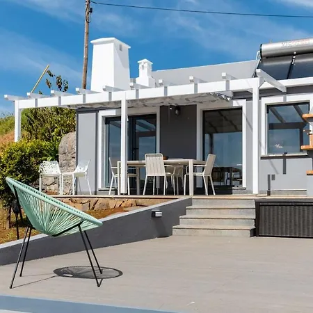 Guestready - Quiet House & Heated Pool W Sea View بيت ضيافة برازيريس