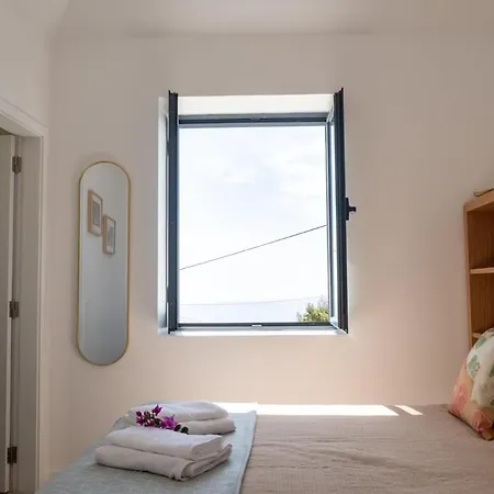 Guestready - Quiet House & Heated Pool W Sea View بيت ضيافة