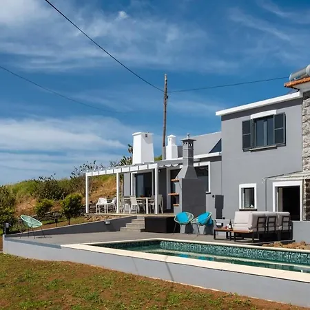 Guestready - Quiet House & Heated Pool W Sea View بيت ضيافة برازيريس