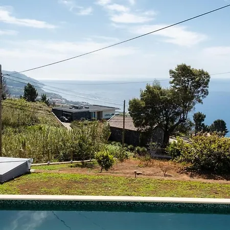 بيت ضيافة Guestready - Quiet House & Heated Pool W Sea View *