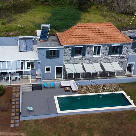 بيت ضيافة Guestready - Quiet House & Heated Pool W Sea View *